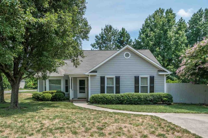 3564 Dechart Ln, Raleigh, NC 27616