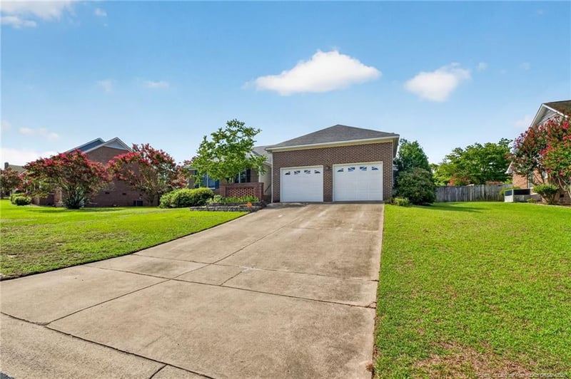 3568 Gables Dr, Fayetteville, NC 28311