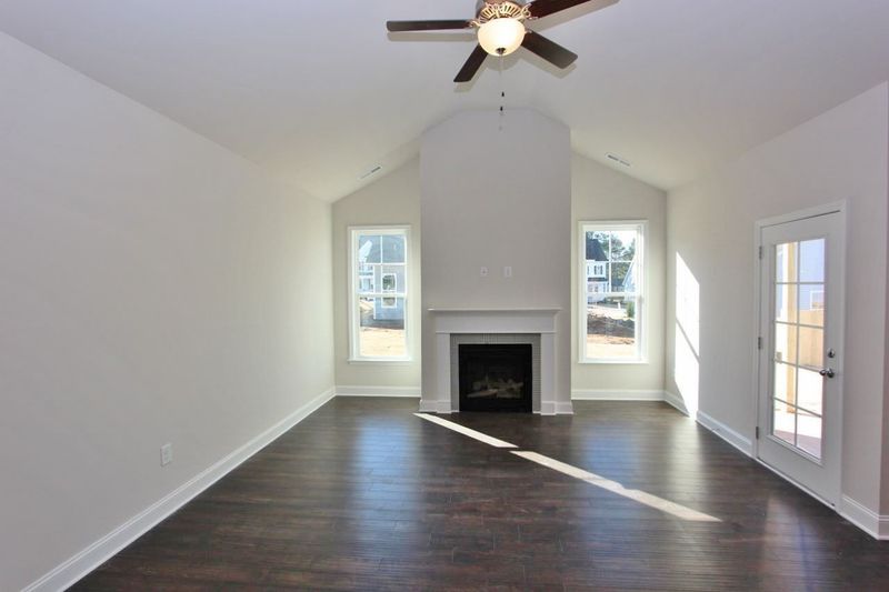 357 Cascade Hills Ln, Wake Forest, NC 27587