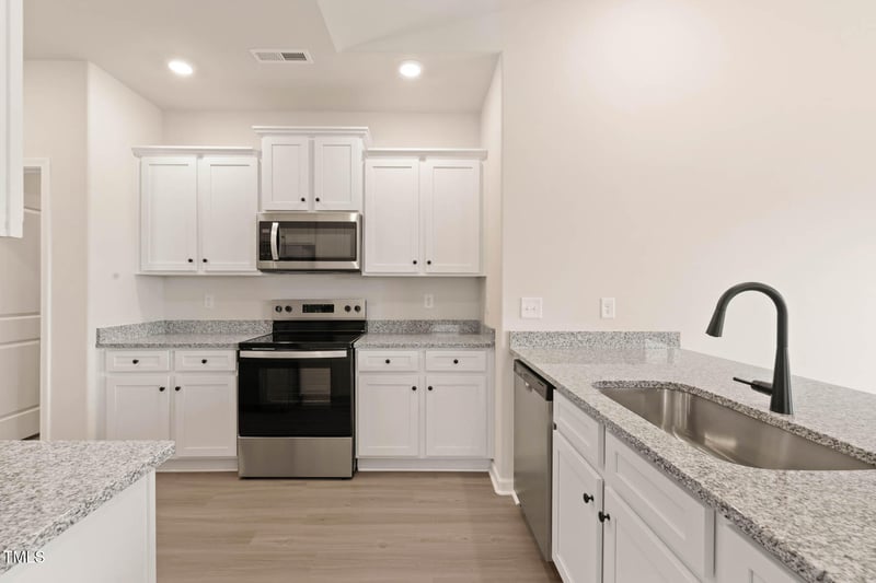 357 Chedworth Dr, Angier, NC 27501