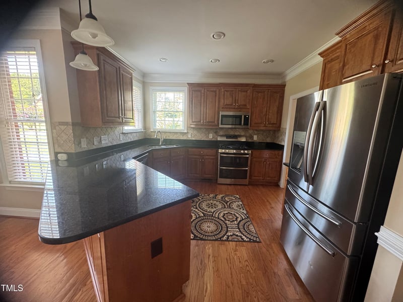 357 Forest Lake Ct, Mebane, NC 27302
