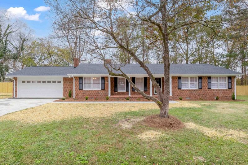 357 Holland Dr, Smithfield, NC 27577