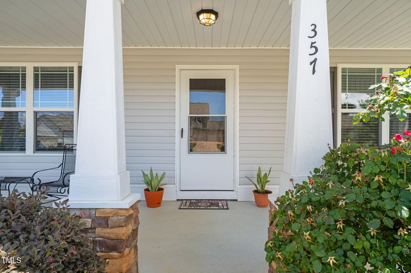 357 Sherrill Farm Dr, Benson, NC 27504