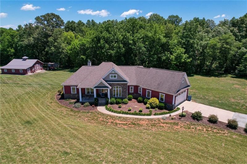 3570 Covington Ln, Mebane, NC 27302
