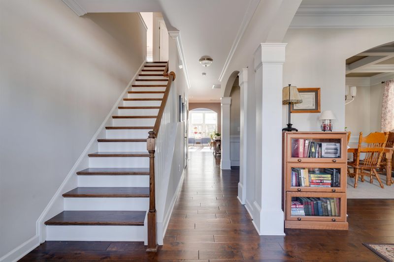 3573 S Beaver Ln, Raleigh, NC 27604