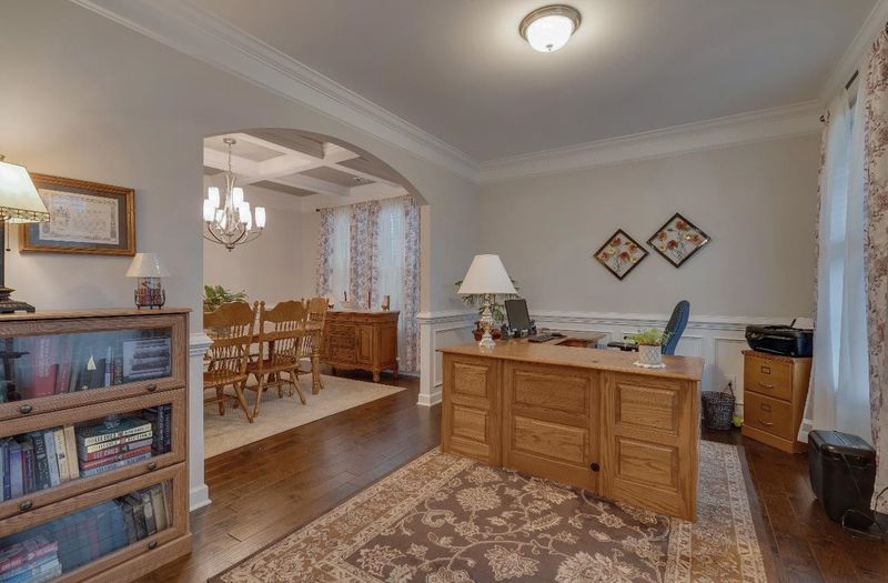 3573 S Beaver Ln, Raleigh, NC 27604