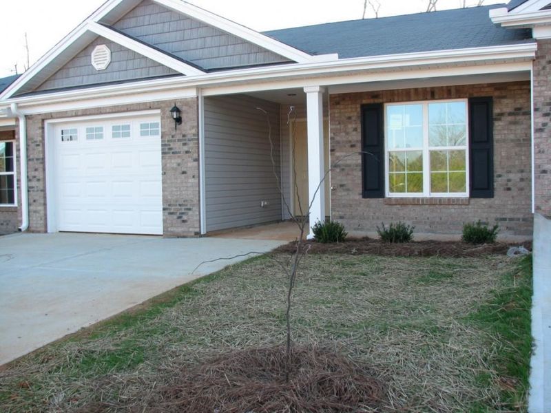 3578 Perrin Dr, Haw River, NC 27258