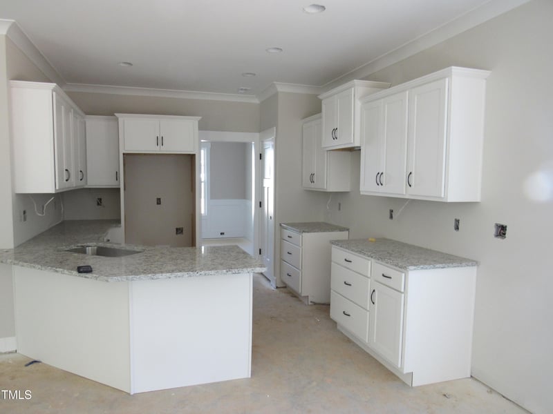 358 Coats Ridge Dr, Benson, NC 27504