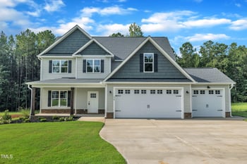 358 Coats Ridge Dr, Benson, NC 27504