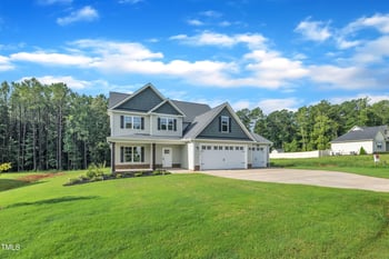 358 Coats Ridge Dr, Benson, NC 27504