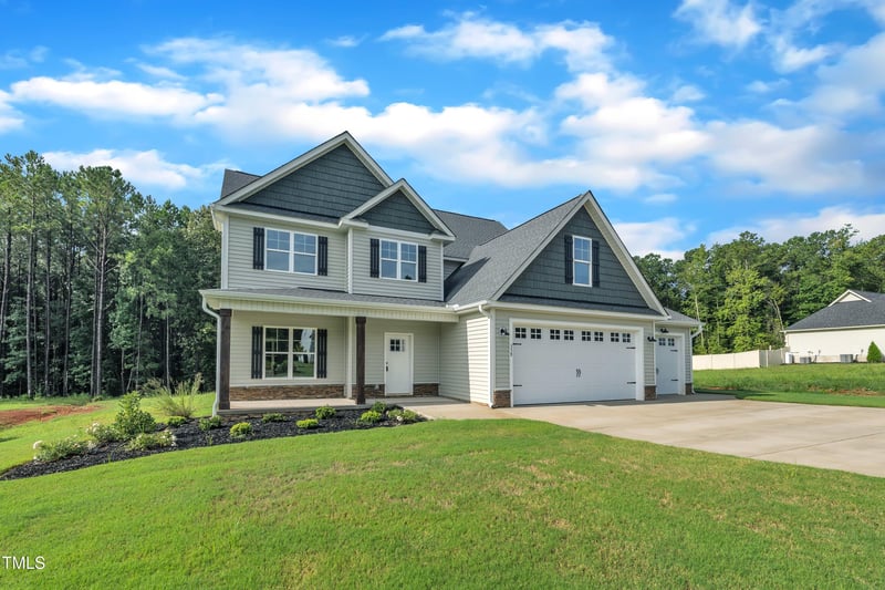 358 Coats Ridge Dr, Benson, NC 27504