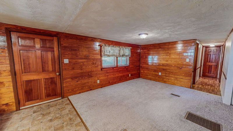 358 Gravitte Rd, Roxboro, NC 27573
