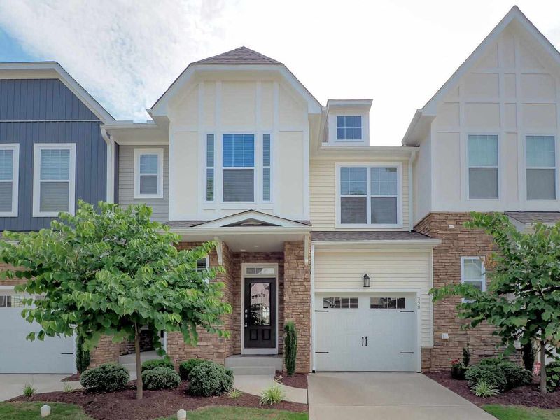 358 Roberts Ridge Dr, Cary, NC 27513