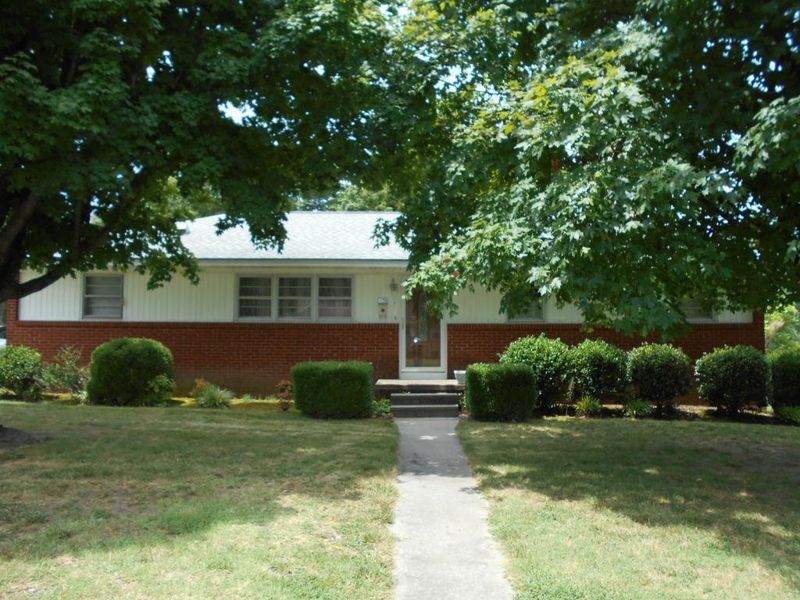 358 N Sellars Mill Rd, Burlington, NC 27217