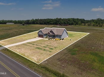 3587 Hannah Creek Rd, Benson, NC 27504