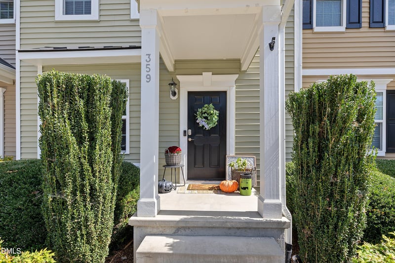359 Anterbury Dr, Apex, NC 27502