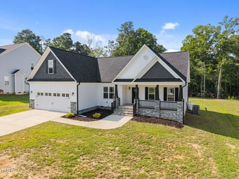 359 Carolina Landing Dr, Zebulon, NC 27597