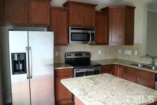 359 Michigan Ave, Cary, NC 27519