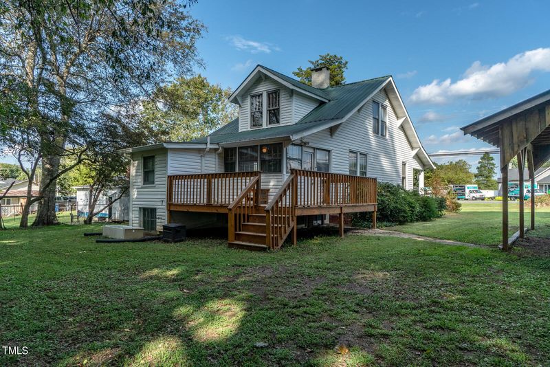 359 Trollingwood Rd, Haw River, NC 27258
