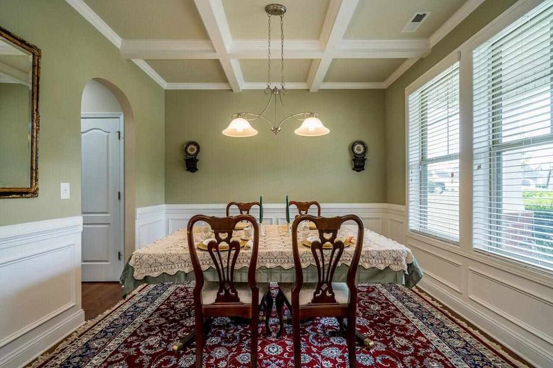 36 Bellefield Ln, Clayton, NC 27527