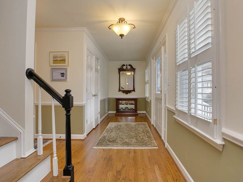 36 Clearwater Dr, Durham, NC 27707