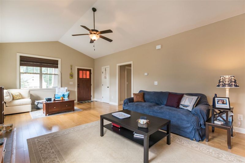 36 Ferndale Ct, Clayton, NC 27520