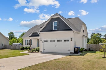 36 Grazing Meadows Dr, Angier, NC 27501