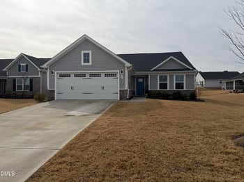 36 Highview Ct, Fuquay Varina, NC 27526