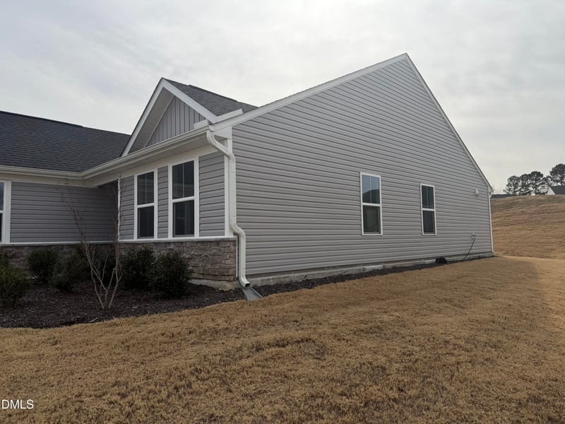 36 Highview Ct, Fuquay Varina, NC 27526