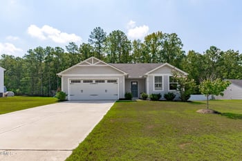 36 Hunting Wood Dr, Angier, NC 27501