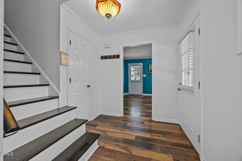 36 London Ln, Mebane, NC 27302