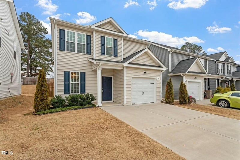 36 Schoolhouse Way, Clayton, NC 27520