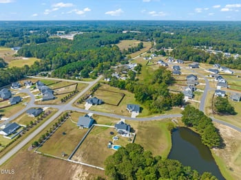 36 Shady Oaks Dr, Benson, NC 27504