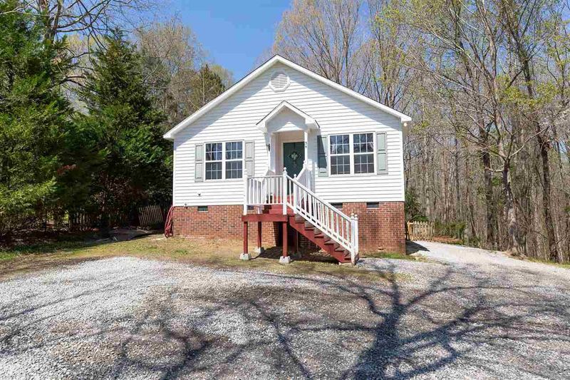 36 Sommerset Dr, Clayton, NC 27520