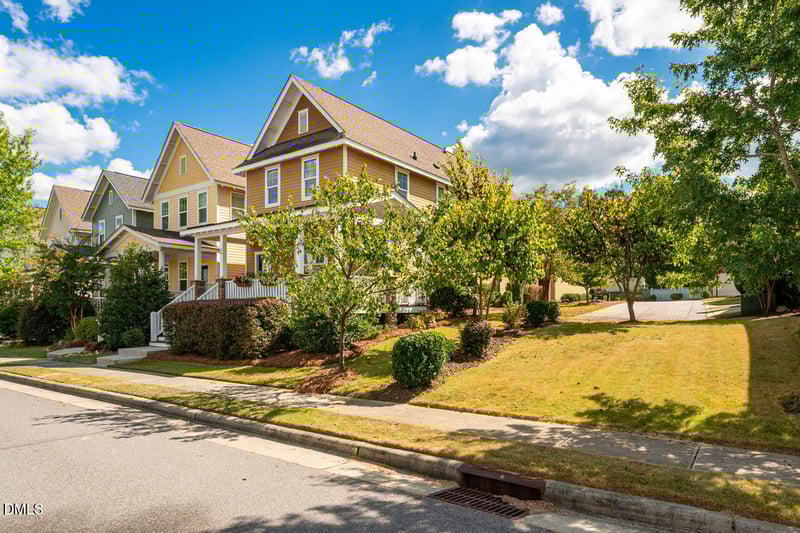 36 Summersweet Ln, Chapel Hill, NC 27516