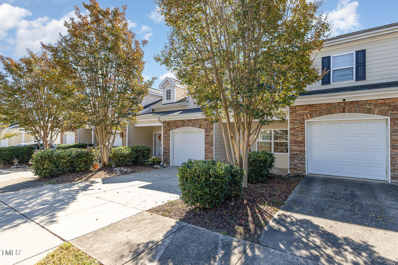 36 Sunnyview Ln, Clayton, NC 27520