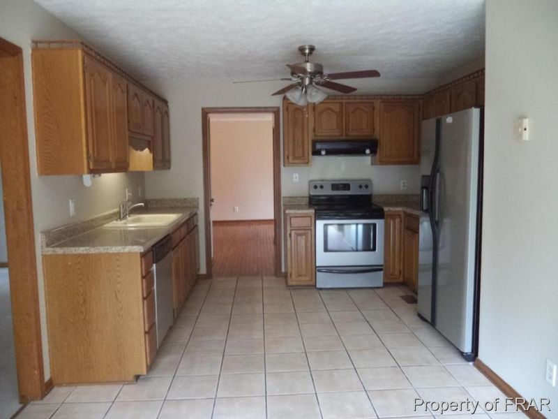 36 Westover Ct, Sanford, NC 27330