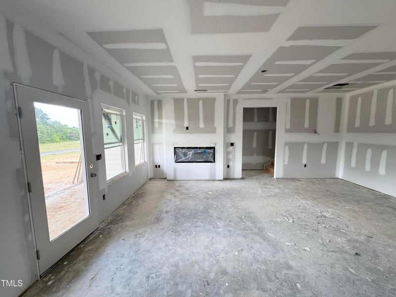 360 Ambassador Dr, Clayton, NC 27520