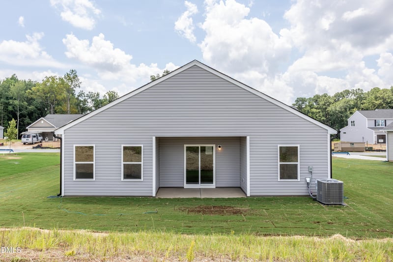 360 Chedworth Dr, Angier, NC 27501