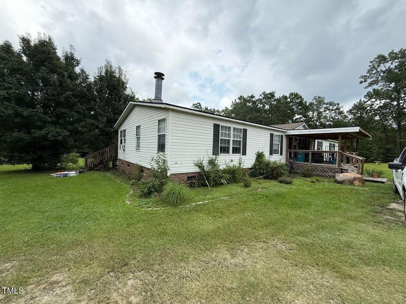 360 Katherine Dr, Sanford, NC 27332