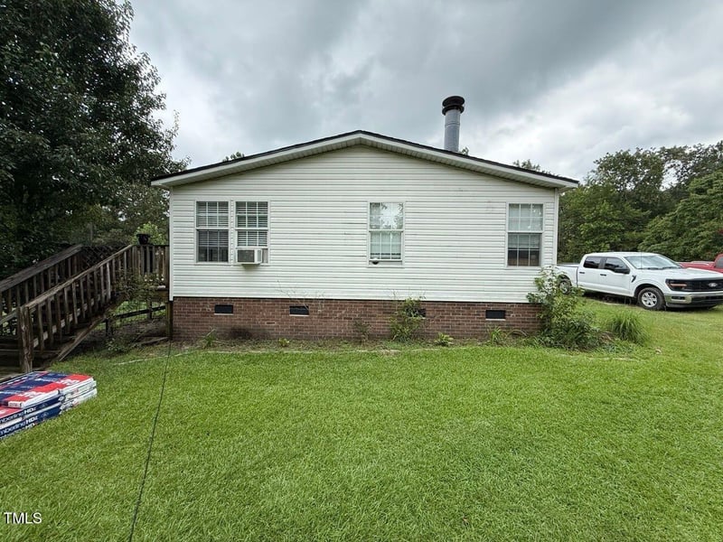 360 Katherine Dr, Sanford, NC 27332