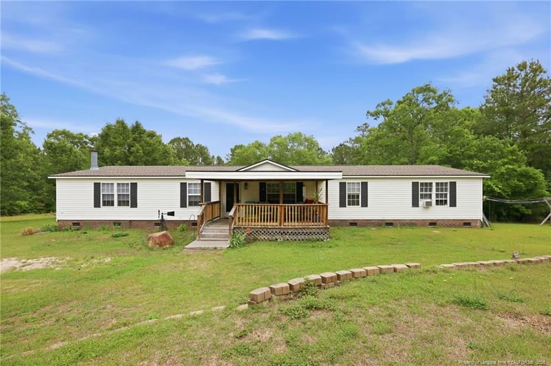 360 Katherine Dr, Sanford, NC 27332