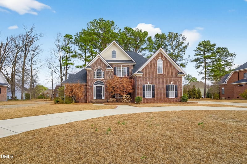 360 Kimberwicke Dr, Fayetteville, NC 28311