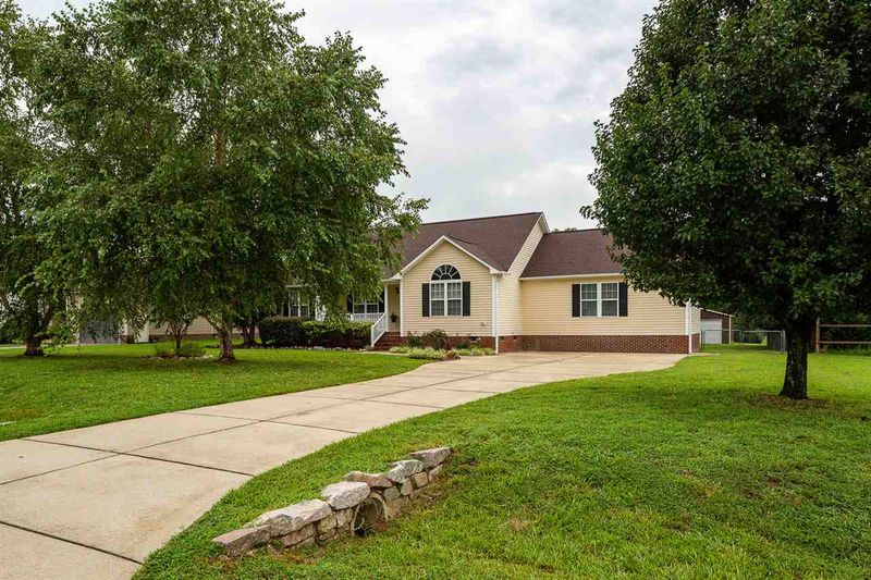 360 Pedernales Dr, Smithfield, NC 27577