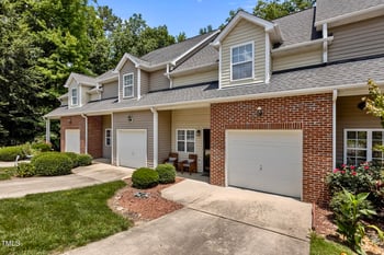 360 Plaza Dr #C, Chapel Hill, NC 27517
