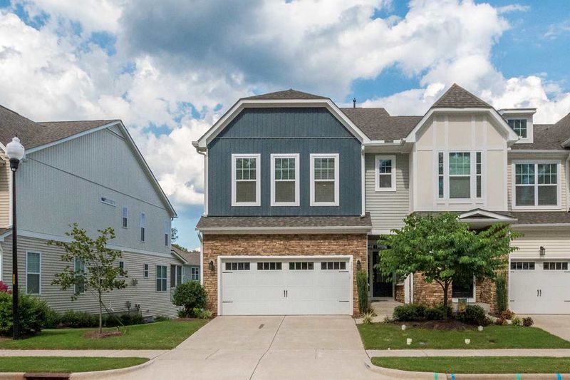 360 Roberts Ridge Dr, Cary, NC 27513