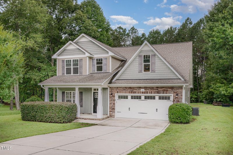 360 Saddle Ln, Lillington, NC 27546