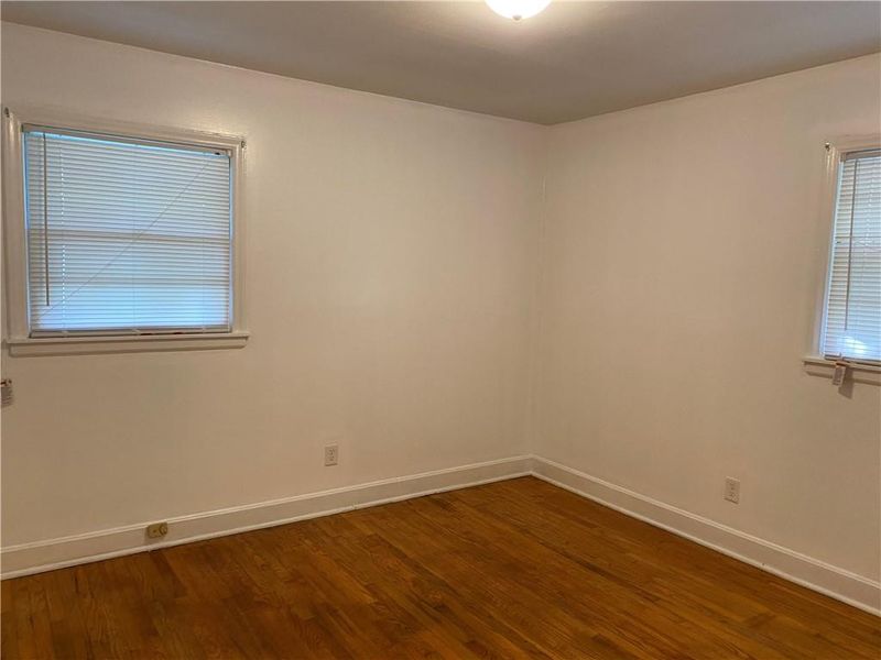 360 N Saint John St, Burlington, NC 27217