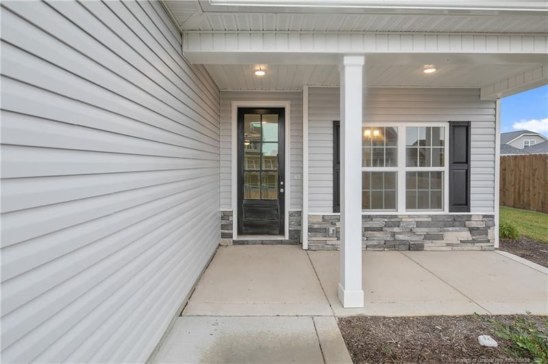 360 Whitestone Dr, Fayetteville, NC 28312