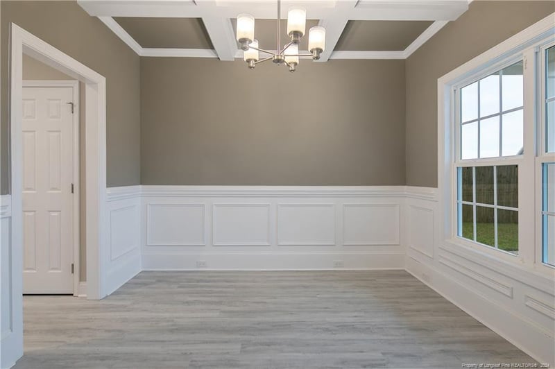 360 Whitestone Dr, Fayetteville, NC 28312